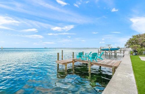 Holmes Beach House | Bayfront Paradise -AMIL