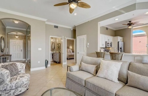 Redevelopment Area Condo | Bayfront Penthouse off 5th Ave
