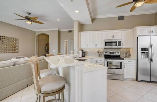 Redevelopment Area Condo | Bayfront Penthouse off 5th Ave