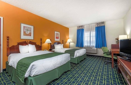 Greensburg Hotel | Baymont by Wyndham Greensburg