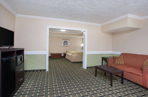Lake City Hotel | Baymont by Wyndham Lake City I-75