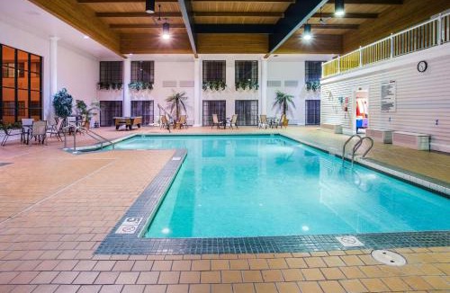 Madison Hotel | Baymont by Wyndham Madison West/Middleton WI West
