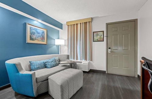 Tuscaloosa Hotel | Baymont by Wyndham Tuscaloosa