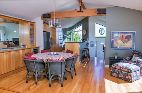 Bodega Bay House | Bayscape - Located near the 9th green, great views, easy walk to the beach!