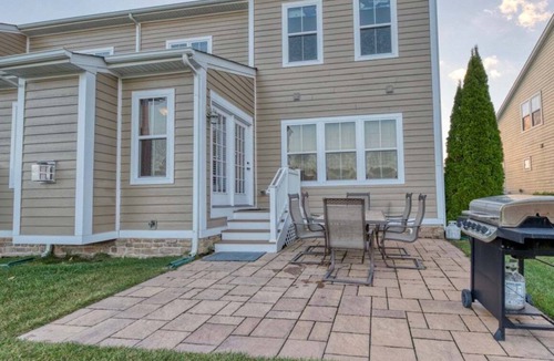 The Commons House | Bayside * 4BR Luxury Twinhouse