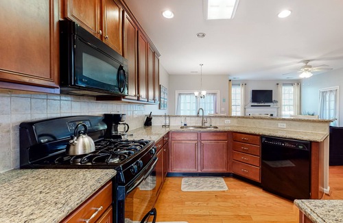 Ocean View House | Bayside Bethany Lakes townhouse w/basketball court, pools, gym & tennis