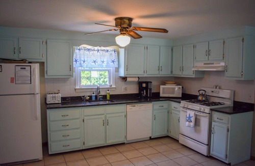 East Dennis House | Bayside five bedroom sleeping 10 with air conditioning