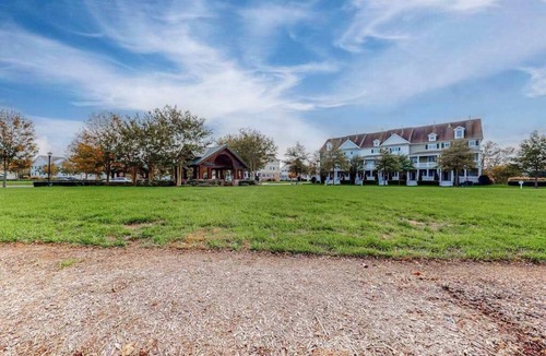 Sun Ridge Condo | Bayside Resort Dog-Friendly Condo w/Free WiFi, Shared Pools, & a Fitness Center