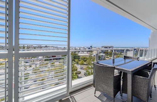 Mandurah Apartment | Bayview 701