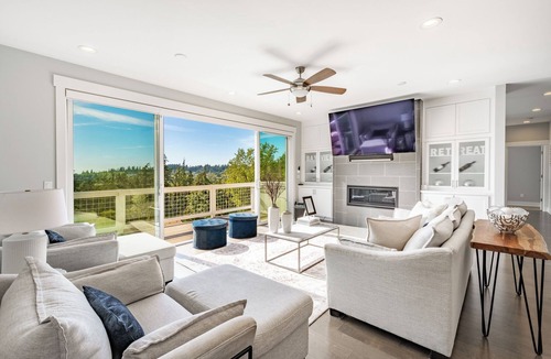 Samish Hill House | Bayview Firepit 2 Kings Playground 1200Mbp