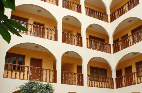 Armendariz Hotel | Bayview Hotel