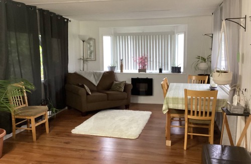 Heriot Bay House | Bayview mobile, brightly renovated , ocean view, close to amenities .