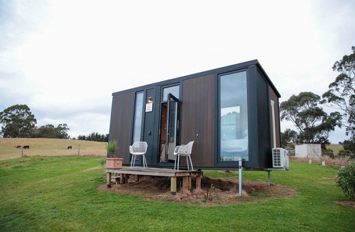 Diamond Harbour House | Bayview Paradise by Tiny Away