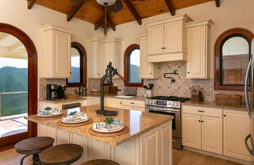 Upper Carolina House | Bayview Villa Mint condition, private pool, amazing views. Relaxing breezes!