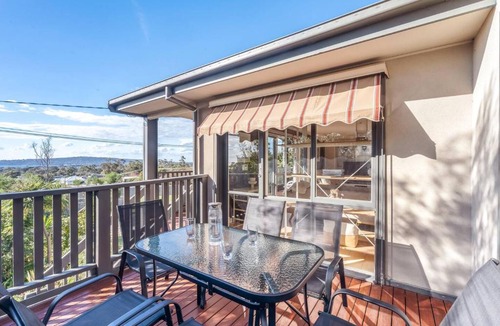 Dromana House | Bayvista Retreat - Scenic Views near Dromana Beach