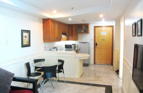 Ermita Night District Condo | Baywatch Tower
