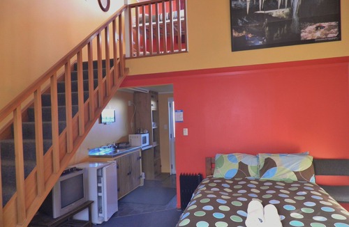 Westport Hostel | Bazil's Hostel & Surf School