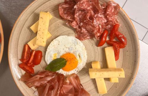Chiesa Bed & Breakfast | Bazzario B&B