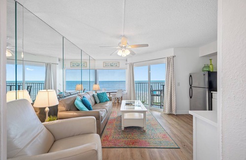 Belleair Beach Condo | 🍹BBC #212 - Step Into Gulf Coast Heaven! Heated Pool! Gulf Front!