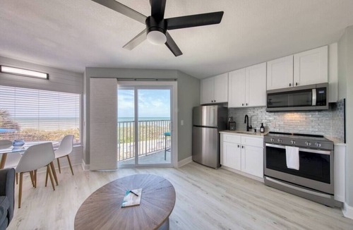 Belleair Beach Condo | BBC110 Renovated Beachfront Condo W/Pool