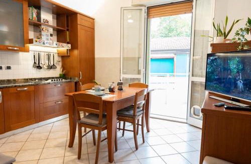 Forli Apartment | BBRomagnaMia 2 Camere, 5 ospiti, Climatizzatore, Parcheggio Gratis, Vicino a Università, Ospedali, Centro, Stazione, Aeroporto