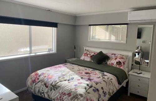 Lower Hutt Bed & Breakfast | BBs B&B