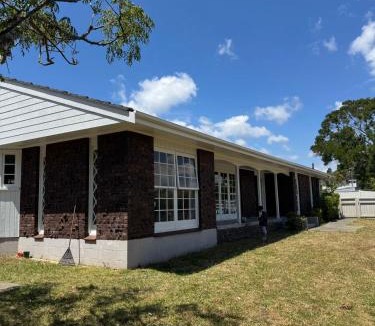 Sunnyhills House | be your home