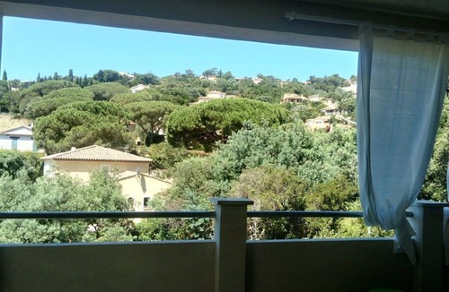 Les Issambres Apartment | Beach 350m, walks and hikes, sea view, apartment + covered terrace