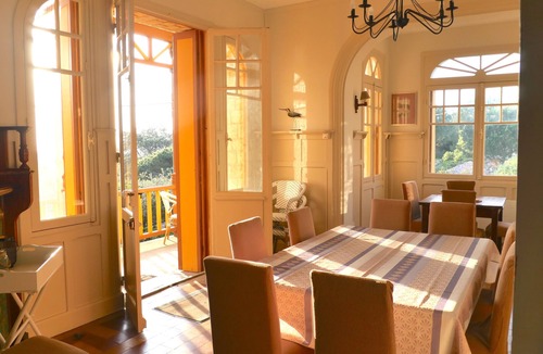 Saint-Palais-sur-Mer Villa | Beach - 50 m away, sea view, for 16-20 people, in St Palais-sur-Mer