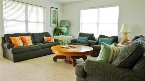 Galveston House | Beach Access! Group-Friendly Galveston Retreat