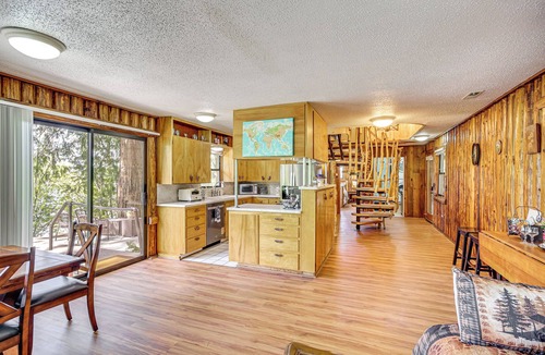 Gig Harbor Cottage | Beach Access Historic Cabin on Henderson Bay!
