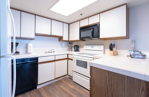 Capistrano Beach Hotel | Beach Access & Memorable Stay! 3 Relaxing Units w/Kitchen, Parking Onsite
