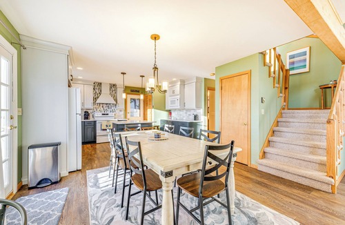 Pocono Lake Cottage | Beach Access, Private Dock: Arrowhead Lake Cabin