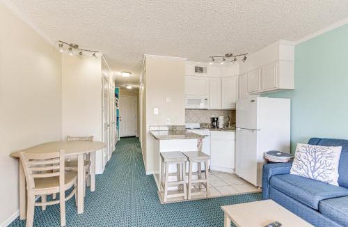 Galveston House | Beach Access! Resort Condo 3 Mi to Moody Gardens