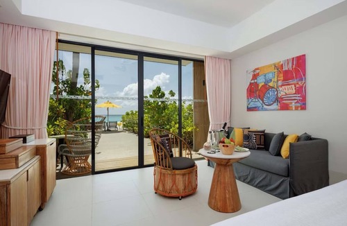 Farukolhufushi Island Hotel | Beach Access Studio with Terrace & Island Vibes