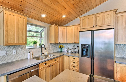 Anderson Island House | Beach Access & Views: Secluded Anderson Island Gem