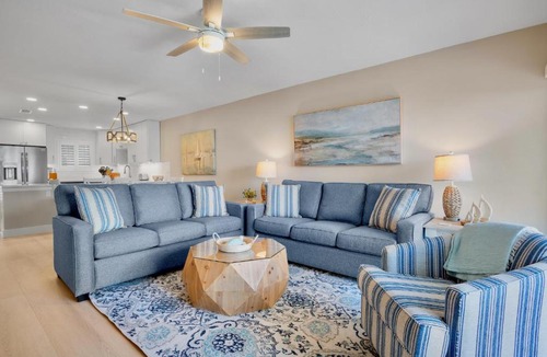 Bradenton Beach Apartment | Beach and Bay Getaway