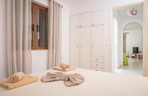 Ireon Apartment | Beach apartment next to the temple of Hera