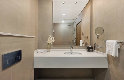 Al Mirfa Hotel | Beach Bay Hotel Mirfa