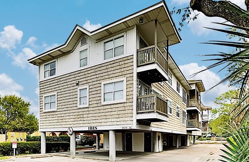 Myrtle Beach Apartment | Beach Bliss