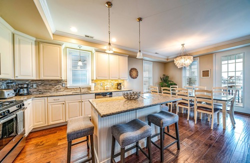 North End Condo | BEACH BLOCK! CENTER OF BOARDWALK. ARCADE, OVERSIZED DECK. Beautifully Decorated!