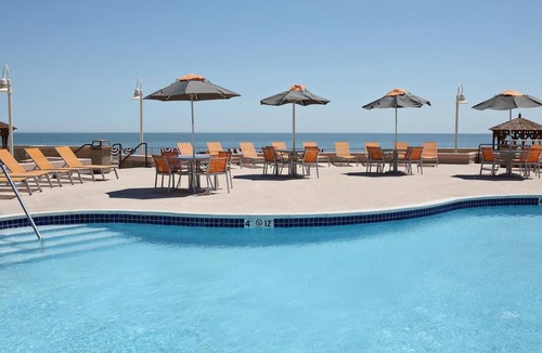 Atlantic City Condo | Beach & Boardwalk - Endless Summer Sunrise Studio