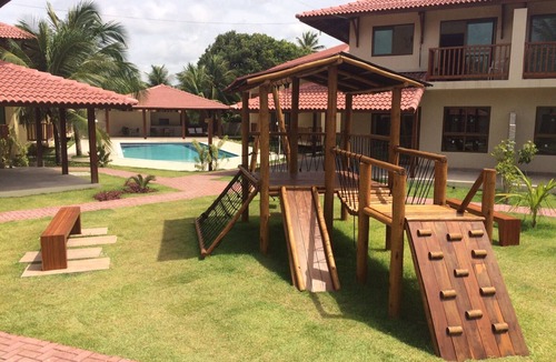 Loteamento Enseada dos Golfinhos House | Beachfront bungalow with private pool.
