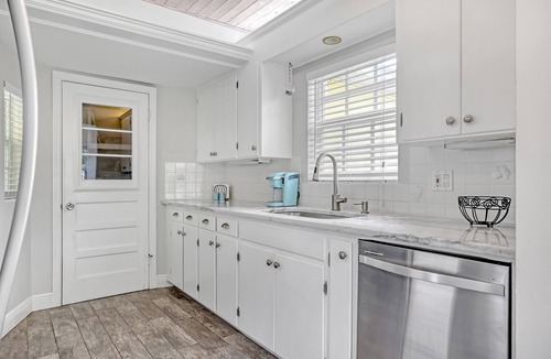 Singer Island House | Beach Bungalow on Singer Island - Steps to the Beach. Dog friendly!