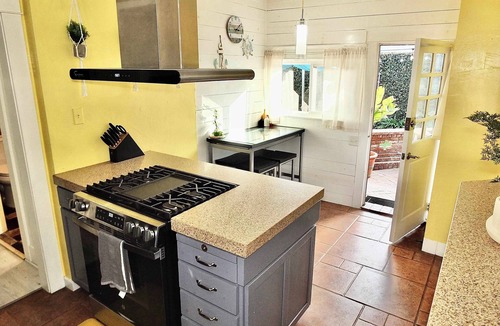 Eastside House | Beach Close, Backyard Retreat, Sleeps 4, World Cup