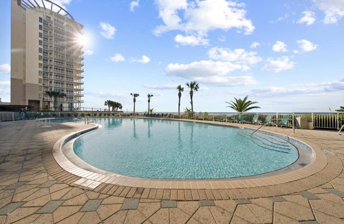 Ono Island Apartment | Beach Colony E10B