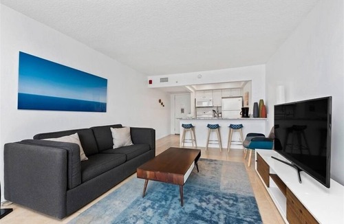 Hutchinson Island South Apartment | Beach Condo/High-End Finishes/Island Beach Resort/No Cleaning Fee/Condo 109