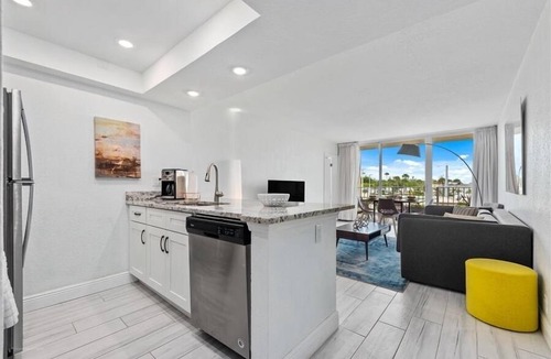 Hutchinson Island South Apartment | Beach Condo/High-End Finishes/Island Beach Resort/No Cleaning Fee/Condo 212
