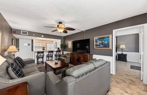Hutchinson Island South Apartment | Beach Condo/Island Beach Resort/No Cleaning Fee/Condo 413
