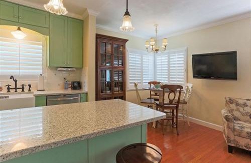 Clearwater Beach Resort | Beach Condo With Heated Pool, Coral Resort A1